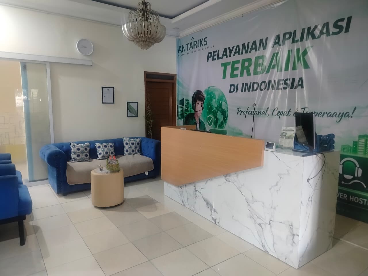 Kantor Antariks - Foto 1